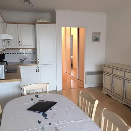 Apartment Bel 2 A 100m De La Avec Terrasse Et Parking, Ideal Pour Familles - Fr-1-236-121